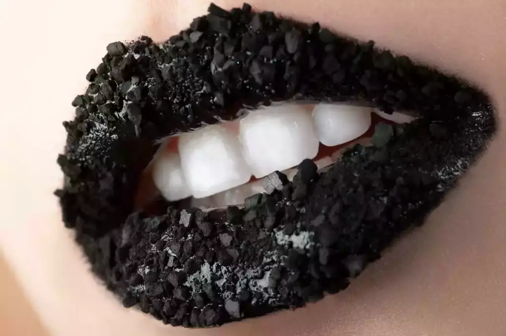زغال فعال برای دندان