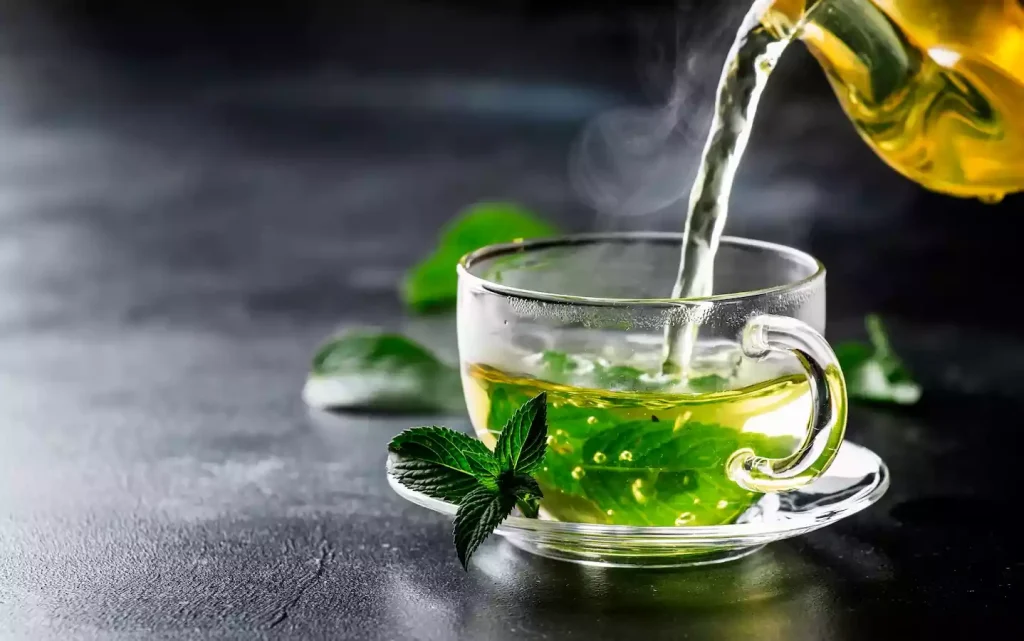 روزانه 1 لیوان چای سبز بنوشید